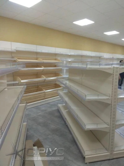 Продуктовий магазин —  (с. Кобаки, Косівський район, Івано-Франківська область)