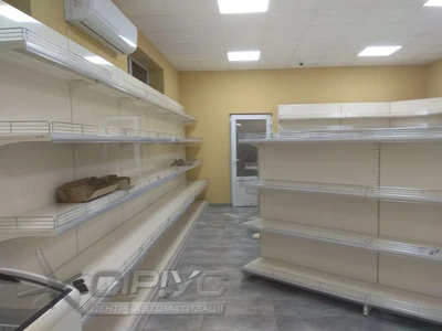 Продуктовий магазин —  (с. Кобаки, Косівський район, Івано-Франківська область)