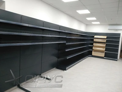 Продуктовий магазин —  (смт. Отинія, Коломийський р-н, Івано-Франківської обл.)