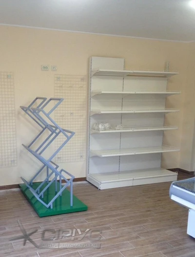 Продуктовий магазин —  (с. Битків, Надвірнянський район, Івано-Франківська область)