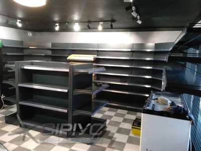 Продуктовий магазин —  (с. Битків, Надвірнянський р-н, Івано-Франківської обл.)